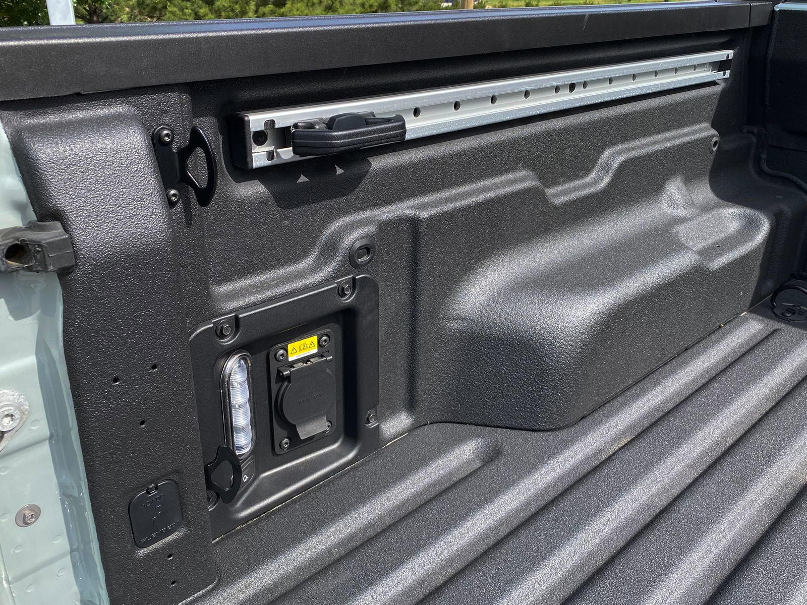 Used 2024 Ford Maverick Lariat image 10