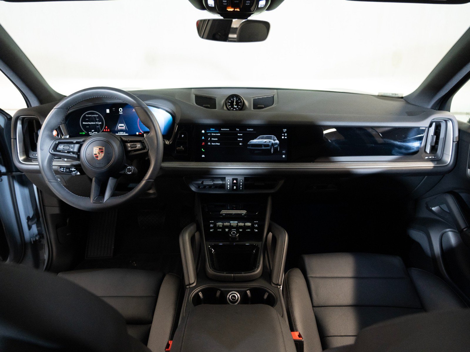 Certified 2026 Porsche Cayenne AWD/4WD image 26