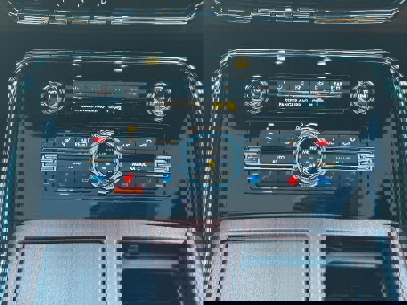 Used 2023 Lincoln Navigator L Reserve image 15