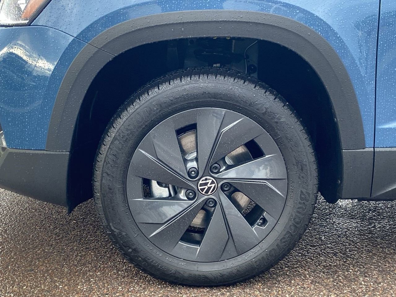 New 2026 Volkswagen Taos S image 6