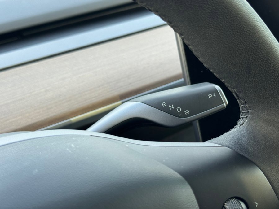 Used 2022 Tesla Model Y Performance image 48