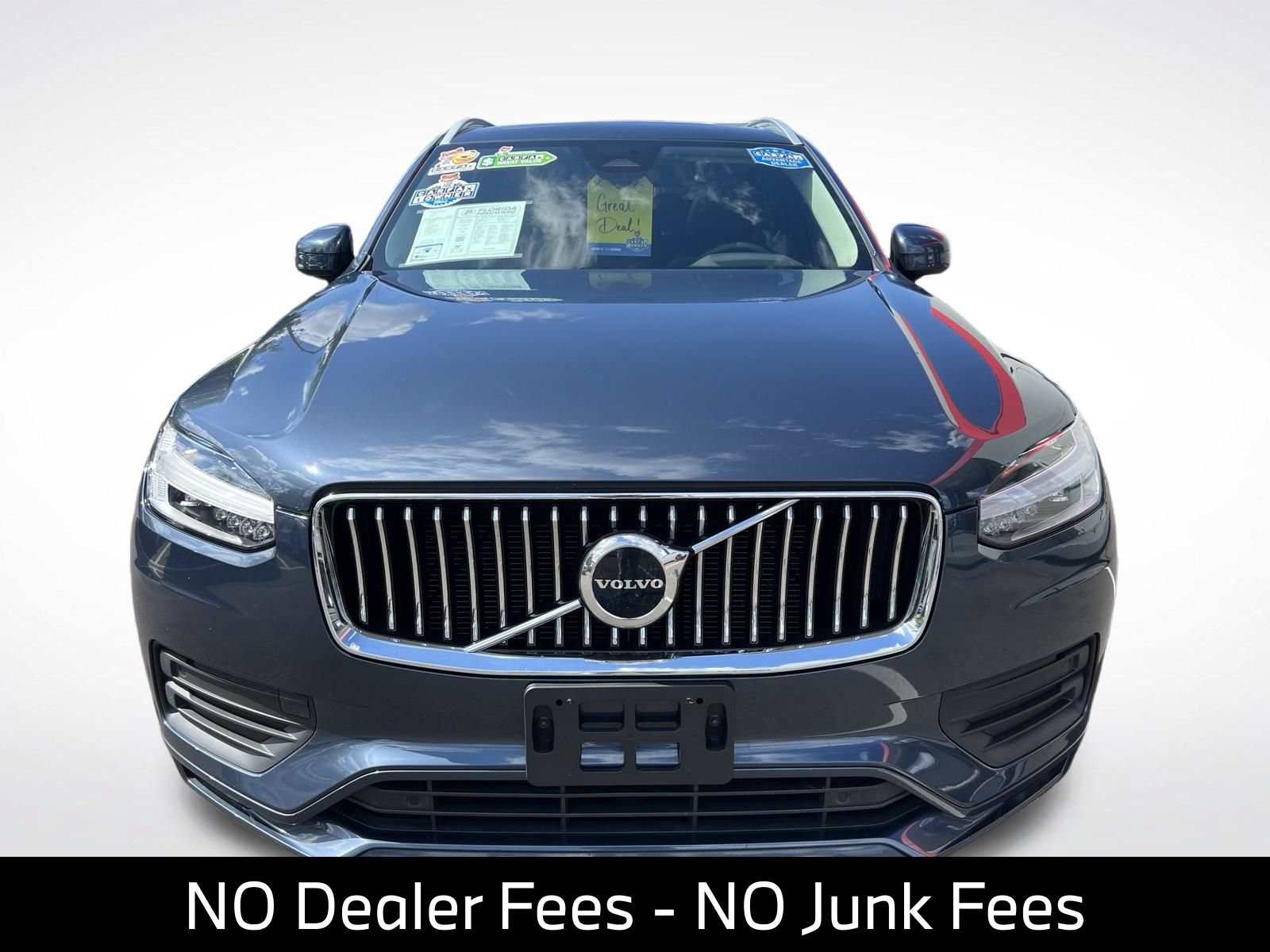 Used 2023 Volvo XC90 B5 Core AWD/4WD image 2