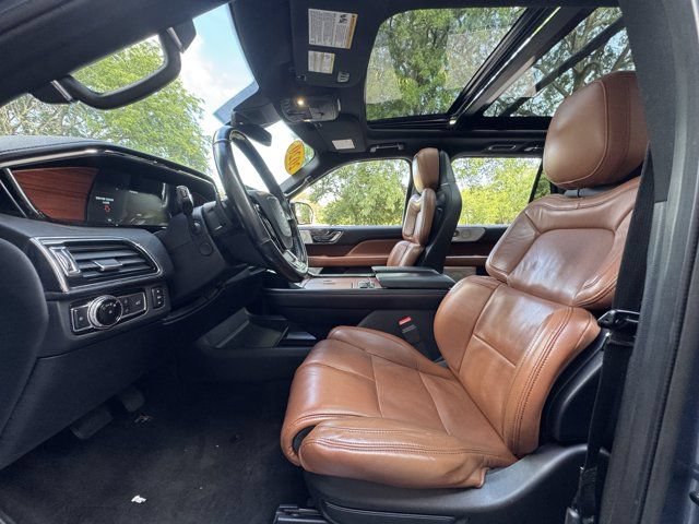 Used 2020 Lincoln Navigator L Reserve w/ Luxury Package AWD/4WD image 42
