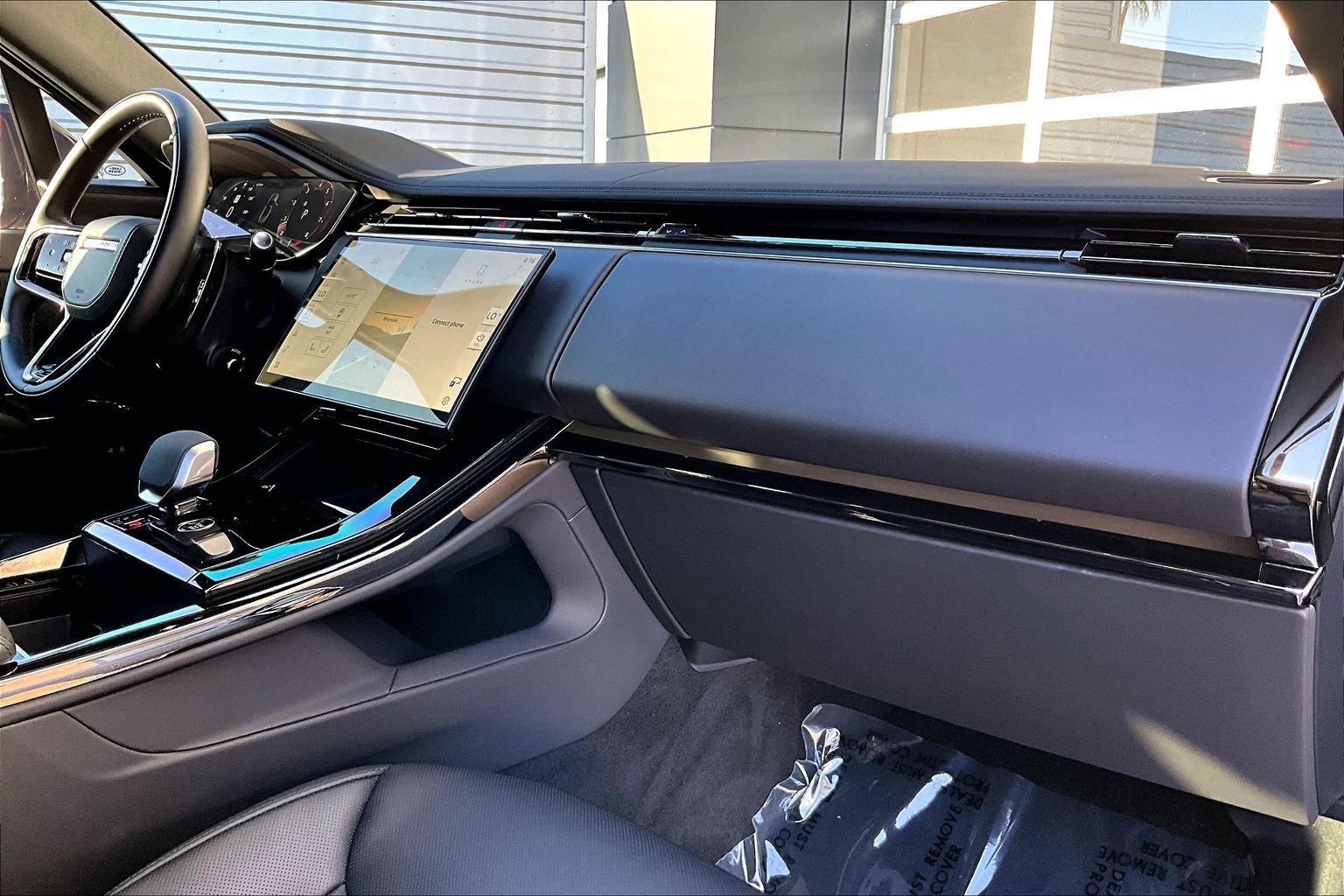 Used 2025 Land Rover Range Rover Sport Dynamic SE image 16