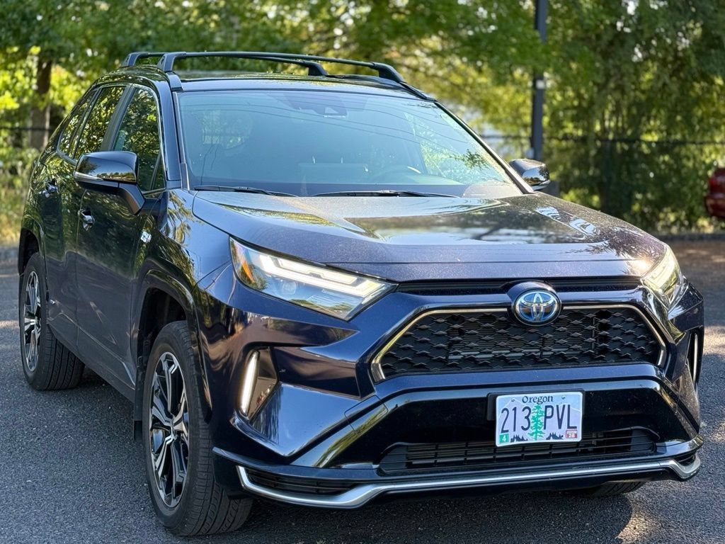 Used 2024 Toyota RAV4 XSE w/ Weather Package AWD/4WD image 7