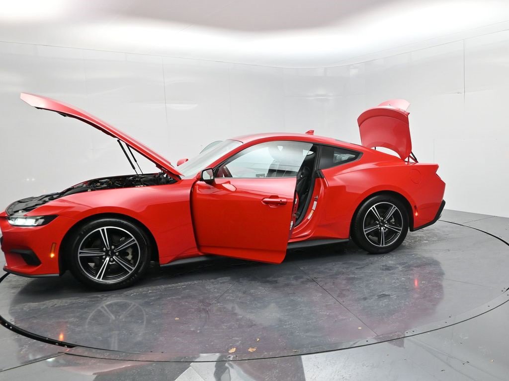 Used 2024 Ford Mustang Premium image 61