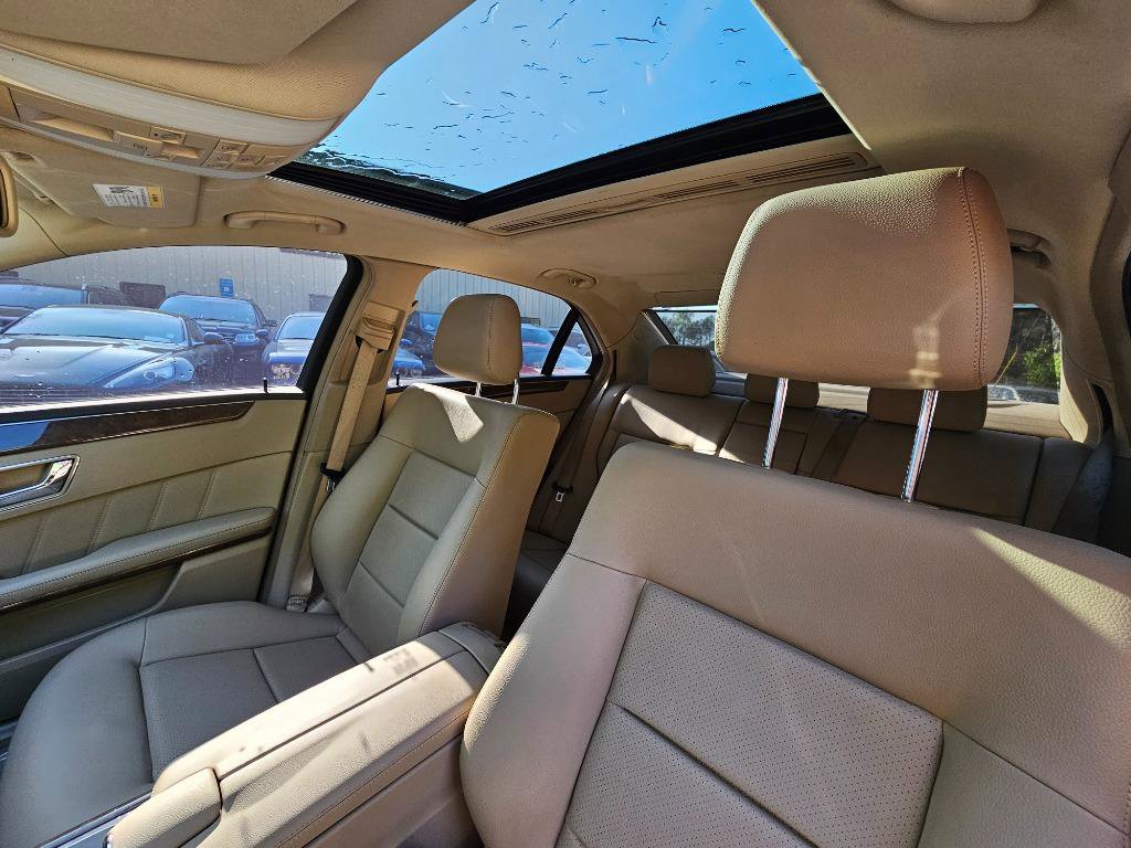 Used 2011 Mercedes-Benz E 350 4MATIC Sedan image 15