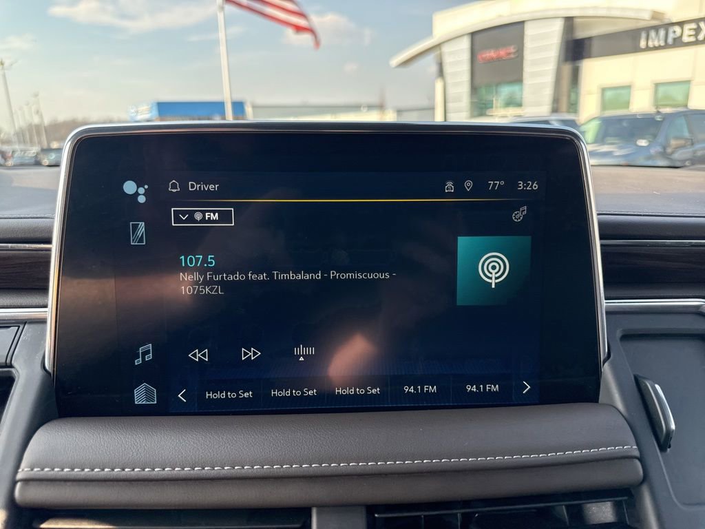 Used 2023 Chevrolet Suburban Z71 w/ Luxury Package image 21