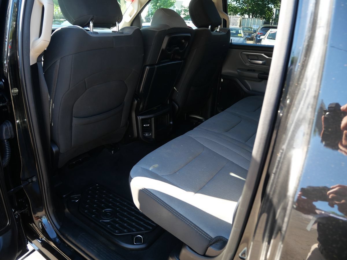 Used 2019 RAM 1500 Big Horn AWD/4WD image 20