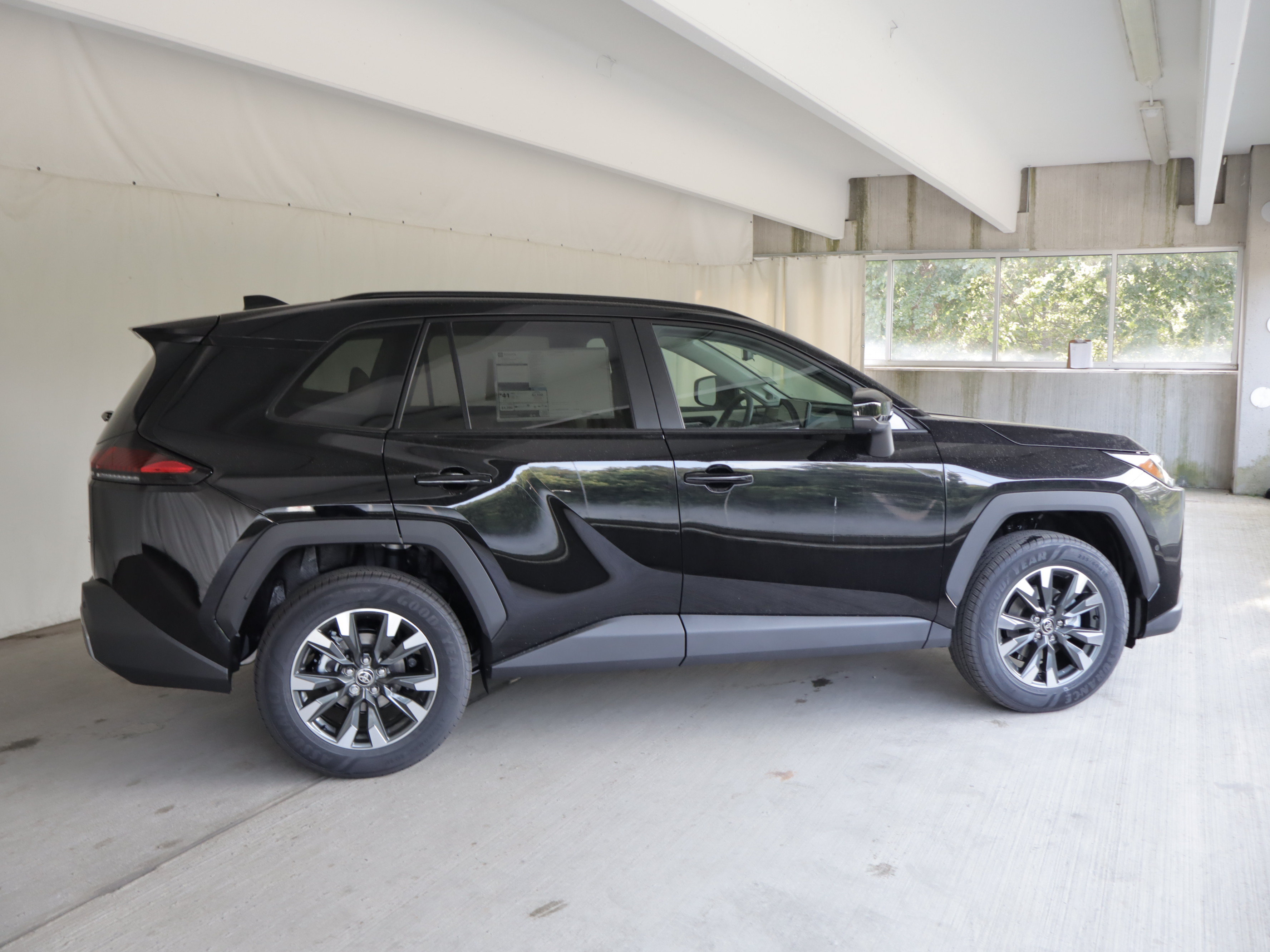 New 2026 Toyota RAV4 Limited AWD/4WD image 6
