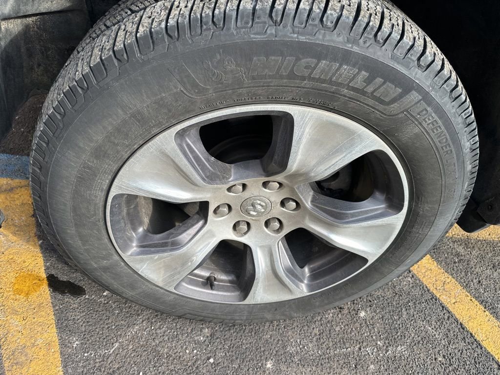 Used 2021 RAM 1500 Laramie image 9