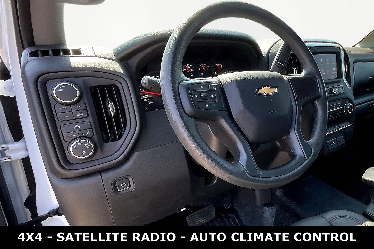 Used 2025 Chevrolet Silverado 1500 W/T w/ WT Value Package image 9