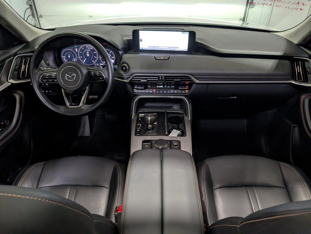 Used 2024 MAZDA CX-90 Plug-In Hybrid w/ Premium Pkg AWD/4WD image 13