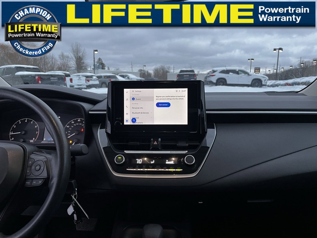 Used 2024 Toyota Corolla LE image 23