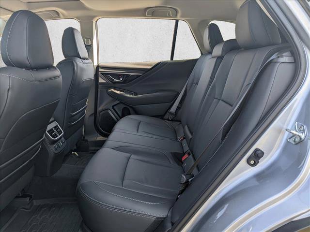 Used 2025 Subaru Outback Limited image 16
