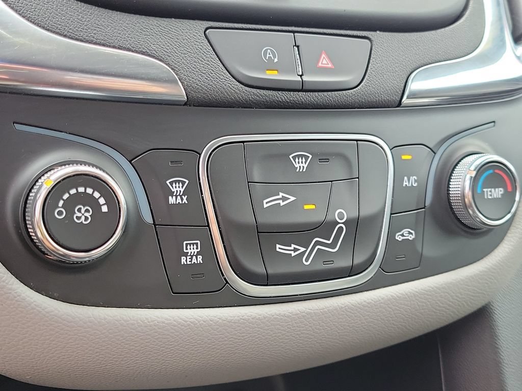 Used 2023 Chevrolet Equinox LS w/ LS Convenience Package AWD/4WD image 28