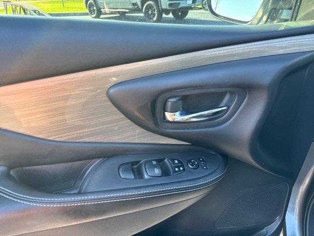 Used 2017 Nissan Murano S w/ Navigation Package FWD image 18
