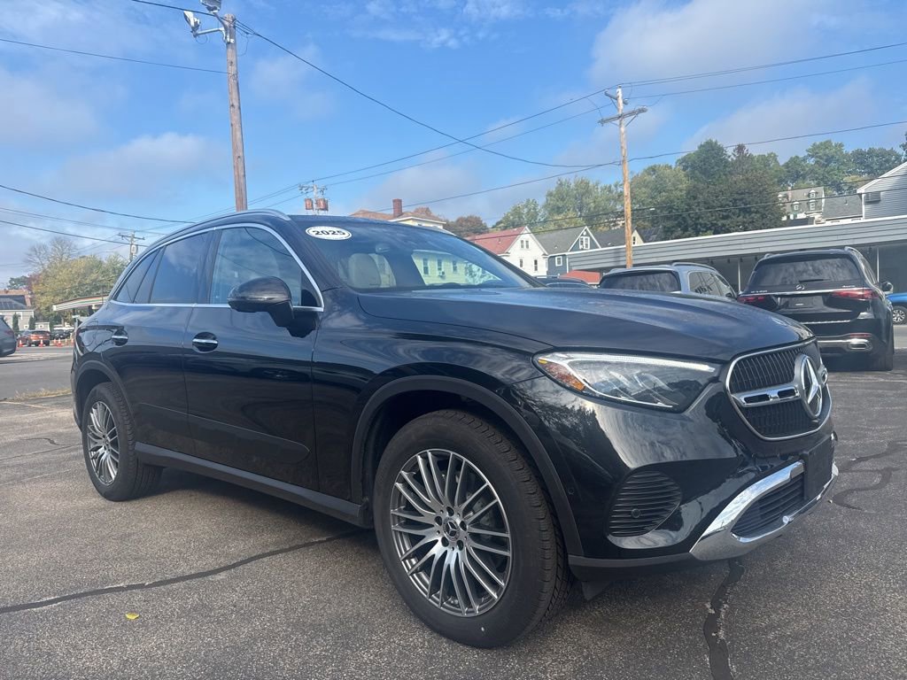 Used 2025 Mercedes-Benz GLC 300 4MATIC