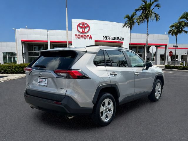 Used 2021 Toyota RAV4 XLE FWD image 7