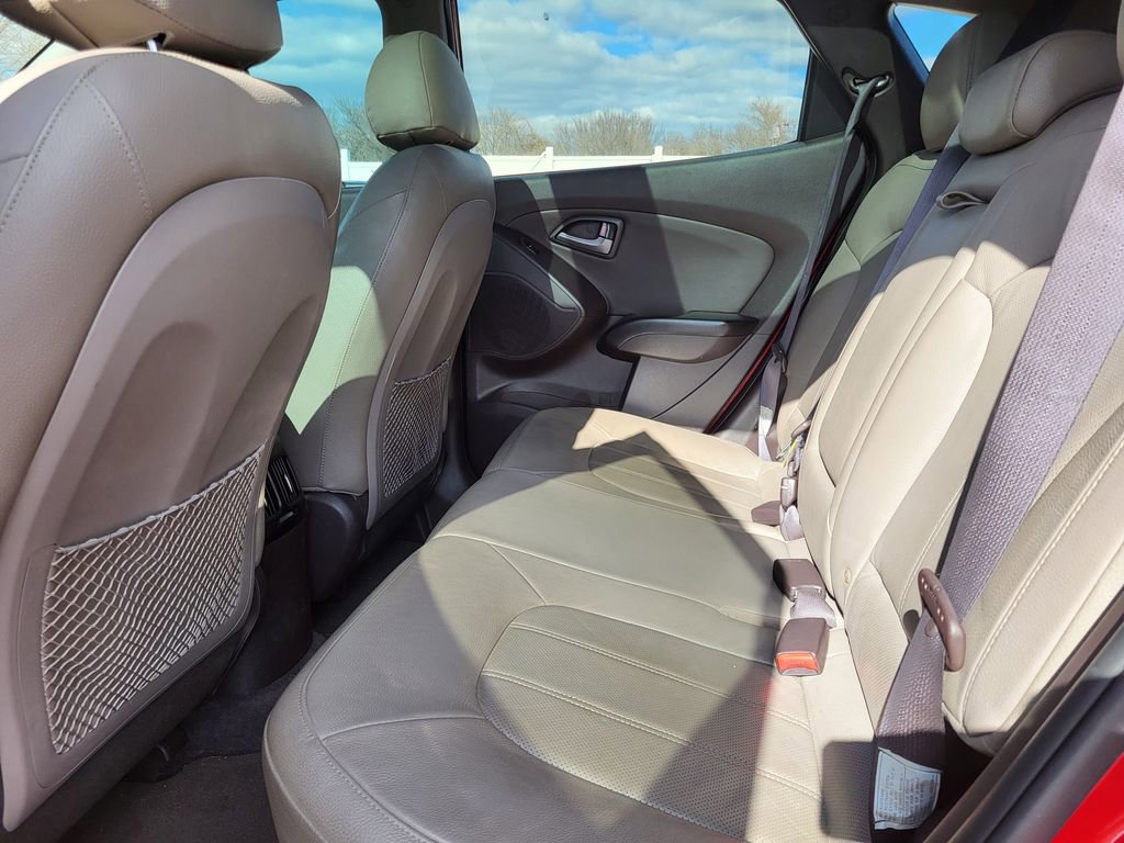 Used 2015 Hyundai Tucson Limited w/ Option Group 03 image 26