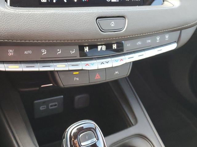 Certified 2023 Cadillac XT4 Premium Luxury image 21