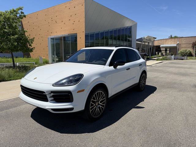 Used 2019 Porsche Cayenne AWD/4WD image 2