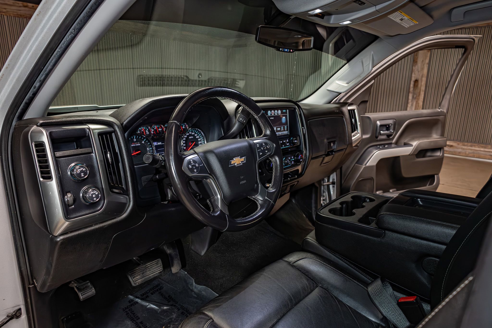 Used 2018 Chevrolet Silverado 1500 LT w/ All Star Edition AWD/4WD image 12