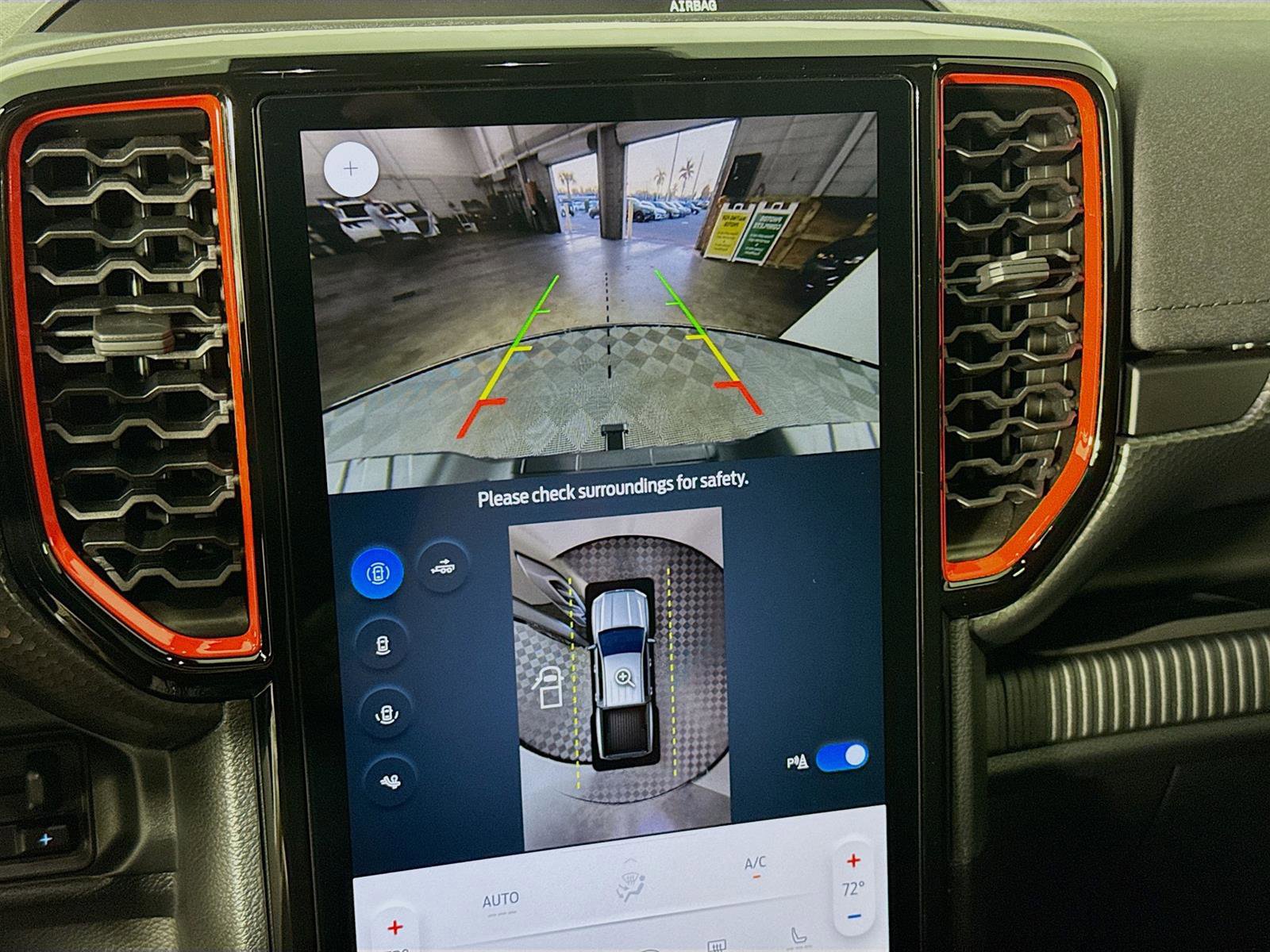 Used 2025 Ford Ranger Raptor image 17