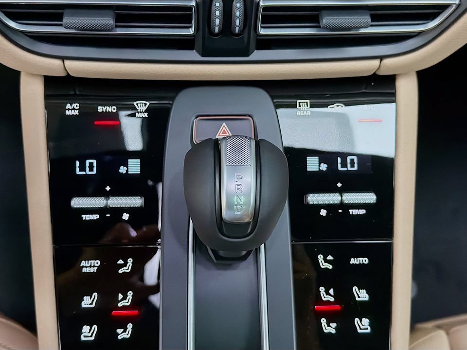 New 2026 Porsche Macan S AWD/4WD image 18