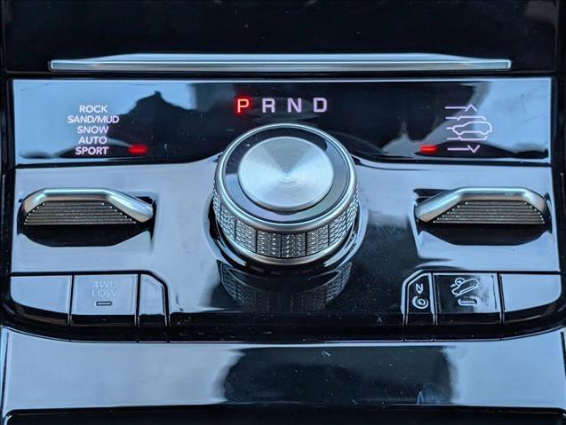 Used 2024 Jeep Grand Cherokee Summit image 12