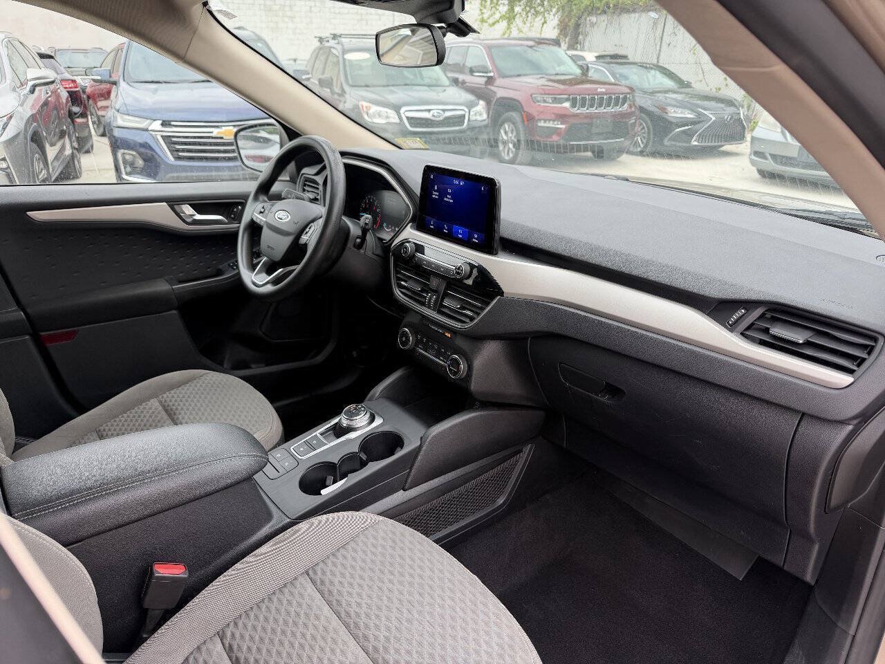 Used 2020 Ford Escape SE AWD/4WD image 11