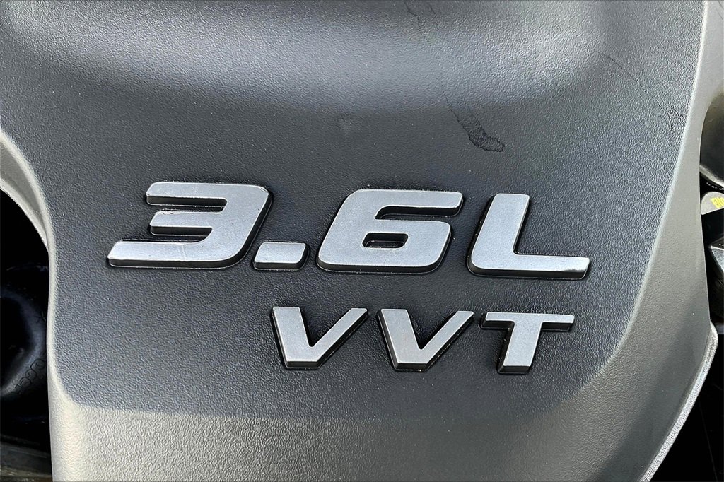 Used 2021 Dodge Charger SXT w/ Blacktop Package image 30