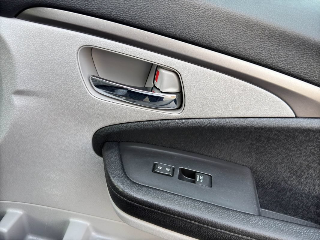 Used 2018 Honda Pilot LX image 18
