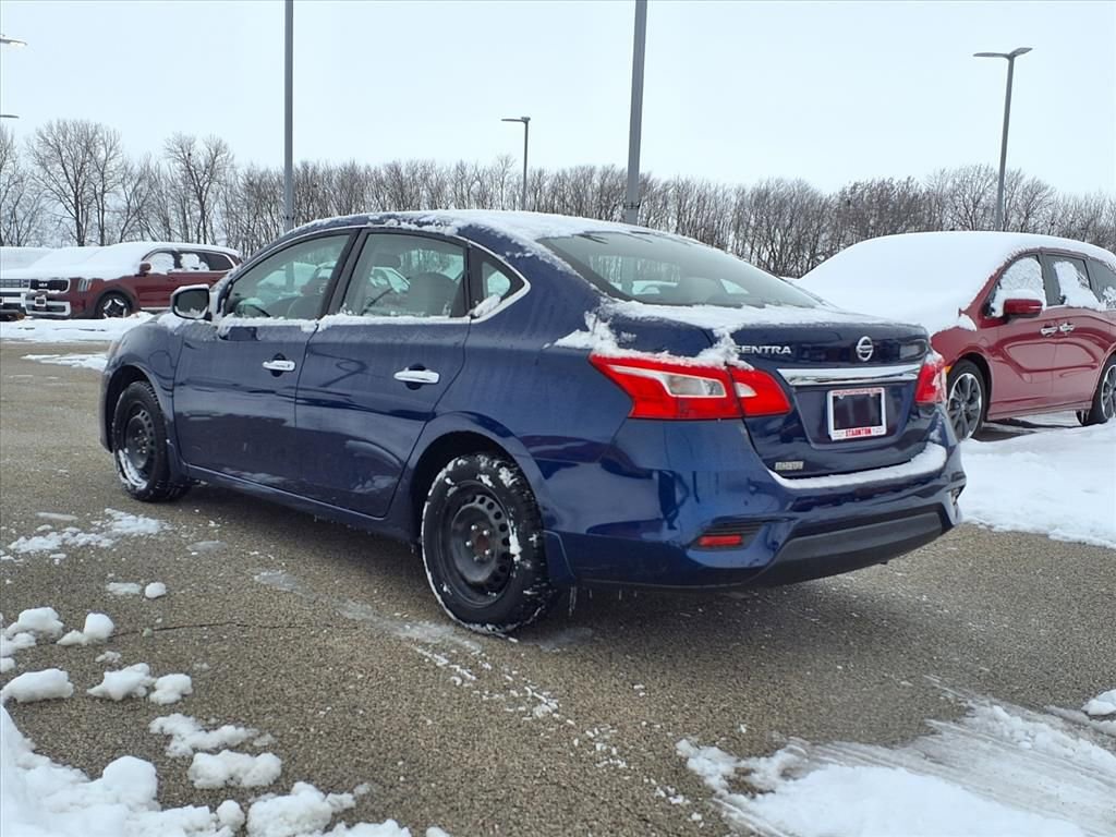Used 2016 Nissan Sentra S image 23