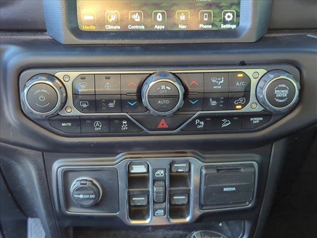 Used 2020 Jeep Wrangler Unlimited Sahara image 17