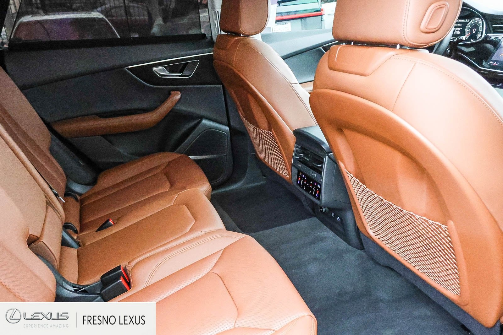 Used 2023 Audi Q8 Premium Plus w/ Premium Plus Package image 13