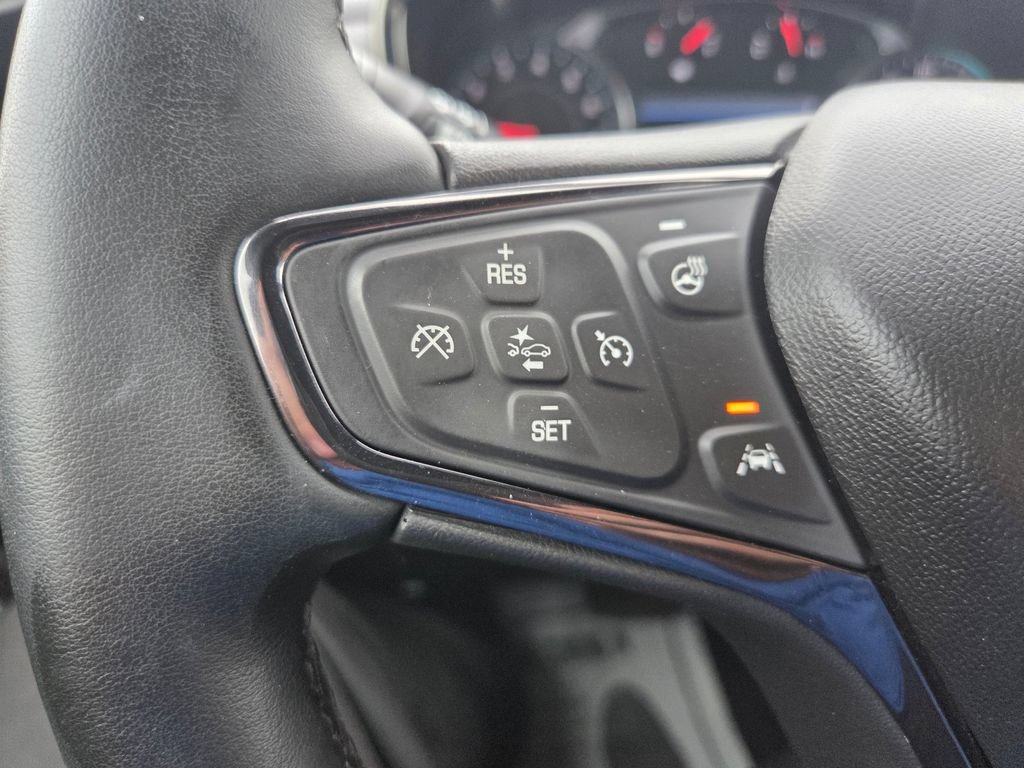 Used 2023 Chevrolet Equinox Premier AWD/4WD image 19