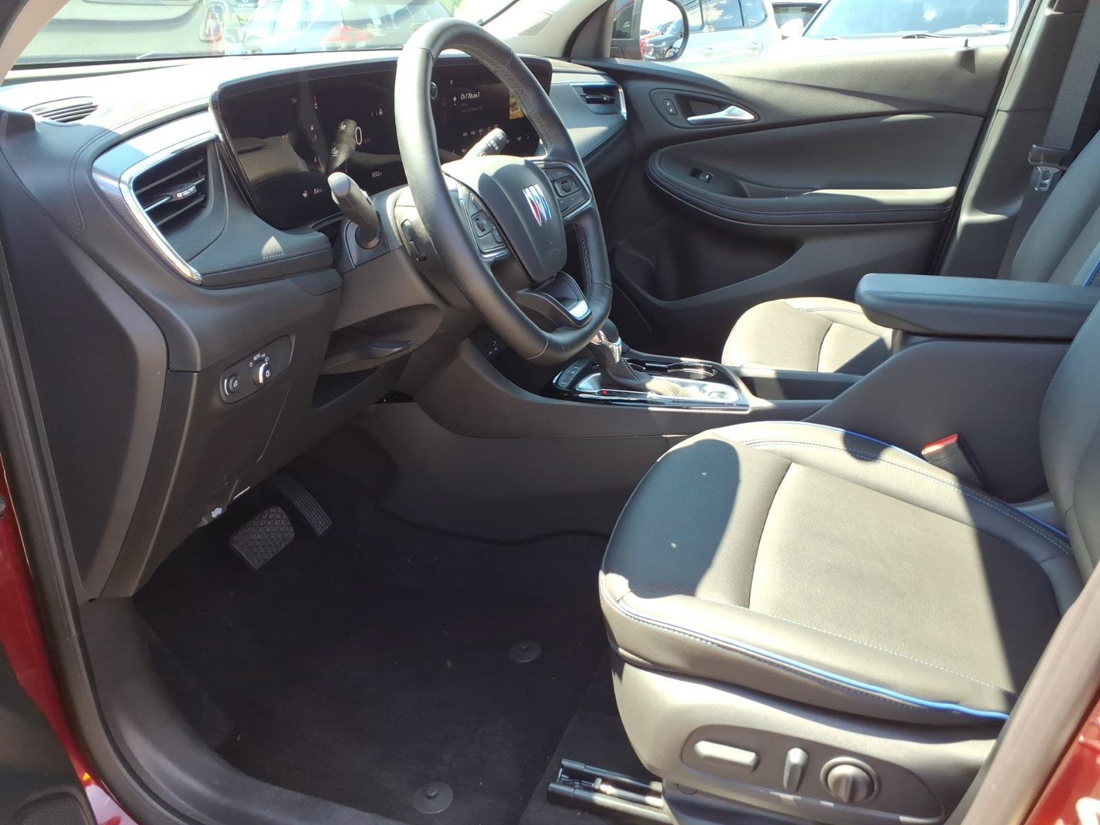 Used 2025 Buick Encore GX Sport Touring w/ Comfort Package FWD image 11