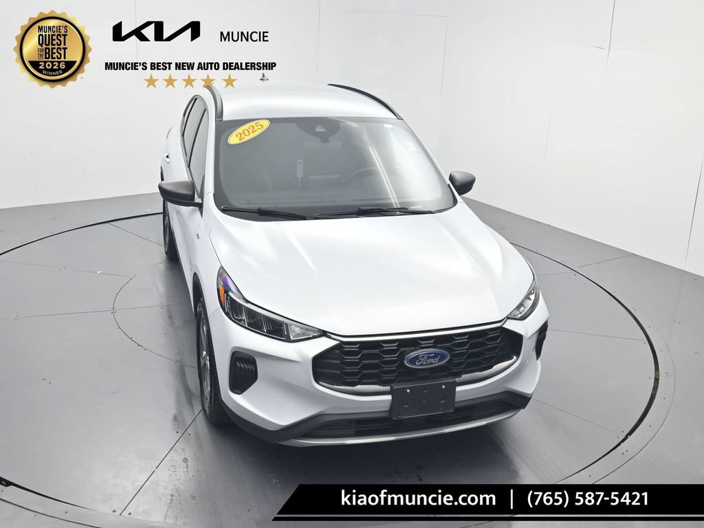 Used 2025 Ford Escape ST-Line FWD image 44