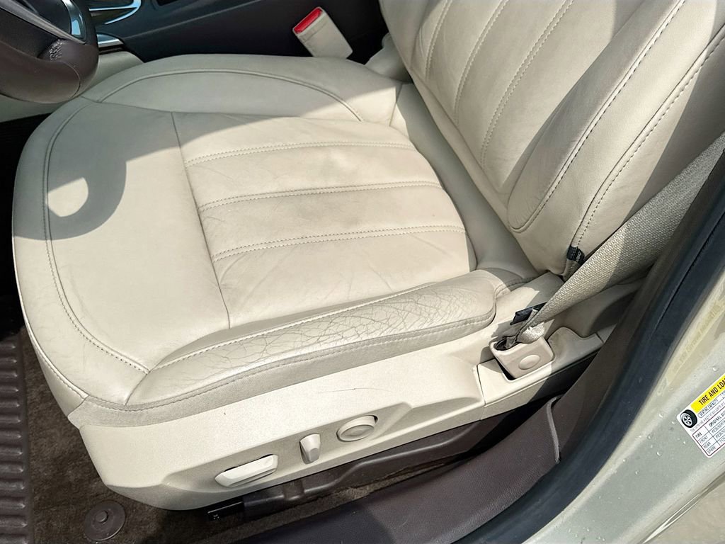 Used 2014 Buick Regal Premium FWD image 24