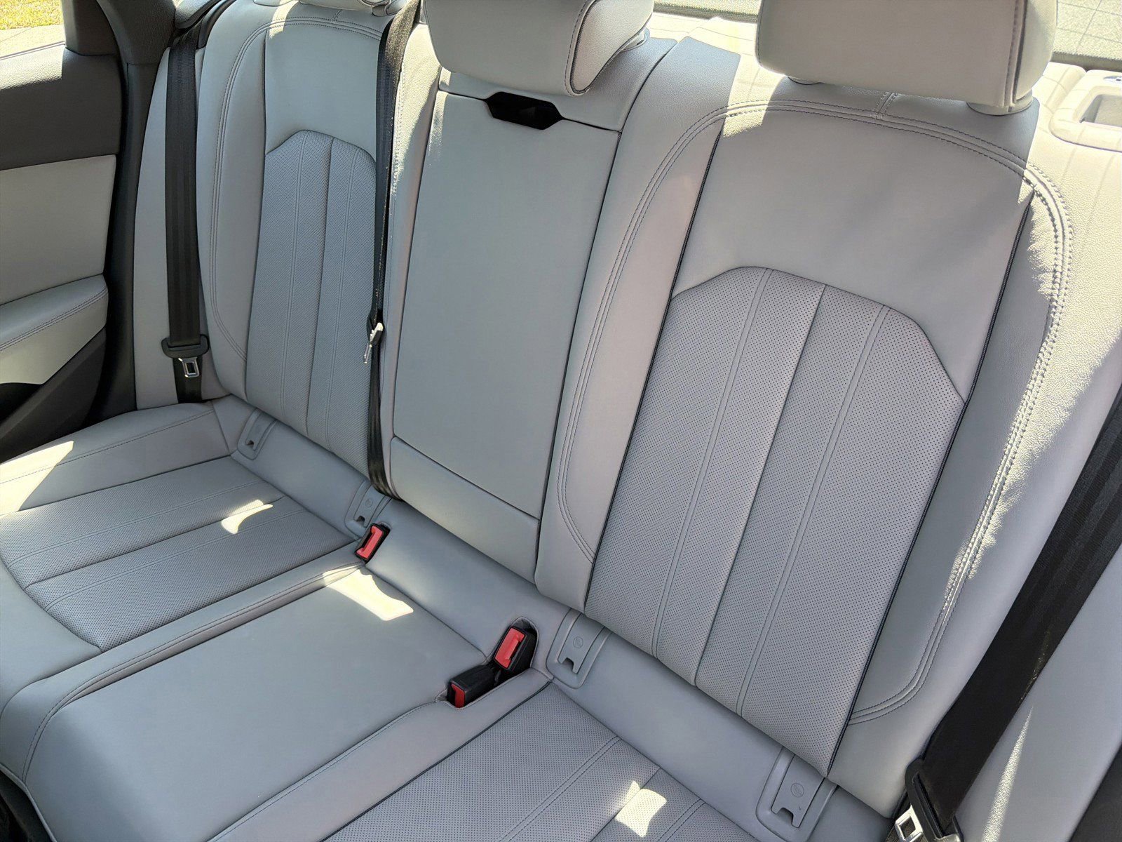 Used 2023 Audi A4 2.0T Premium Plus w/ Premium Plus Package AWD/4WD image 18