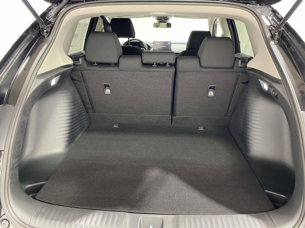 New 2026 Honda HR-V LX image 9