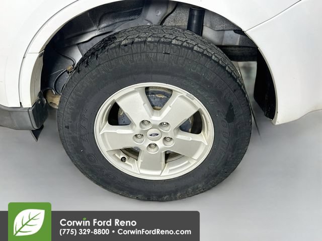 Used 2010 Ford Escape XLS AWD/4WD image 28