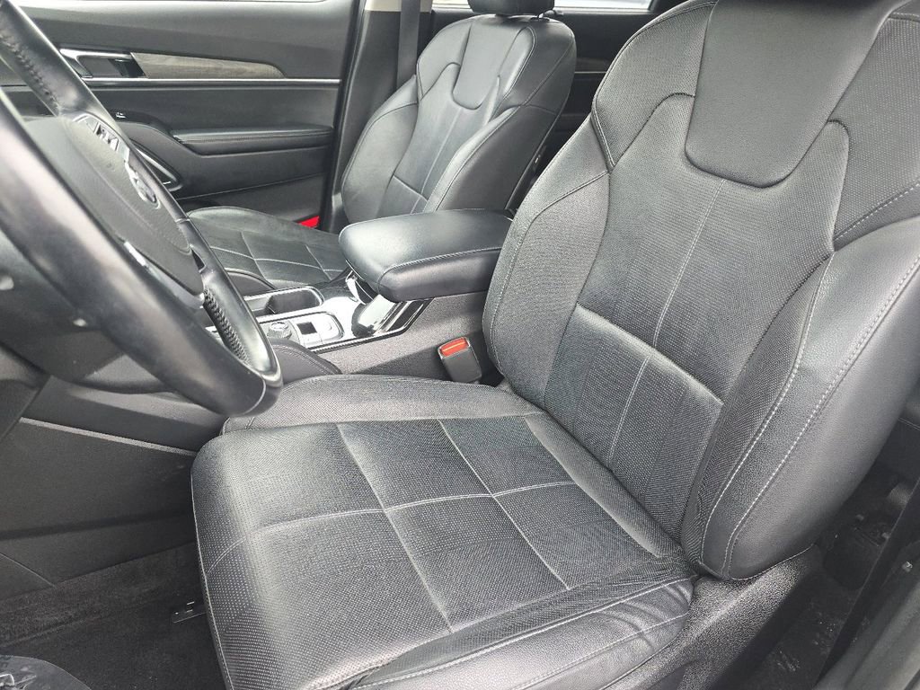 Used 2021 Kia Telluride SX image 24