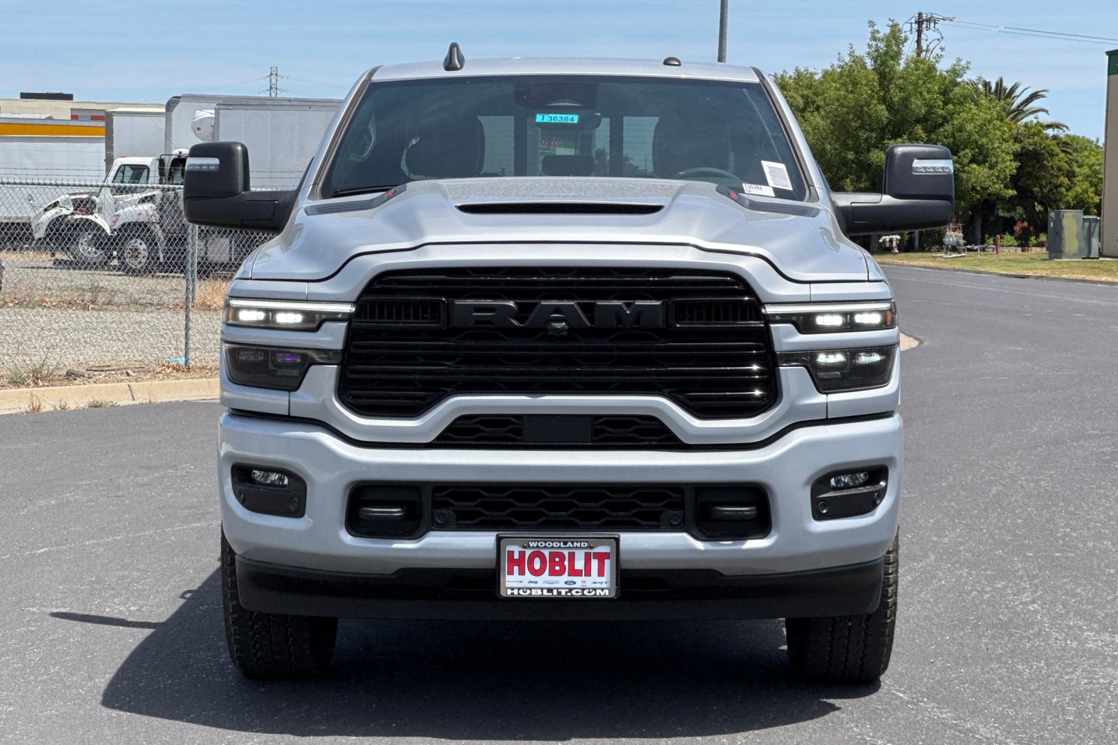 New 2026 RAM 2500 Laramie AWD/4WD image 8