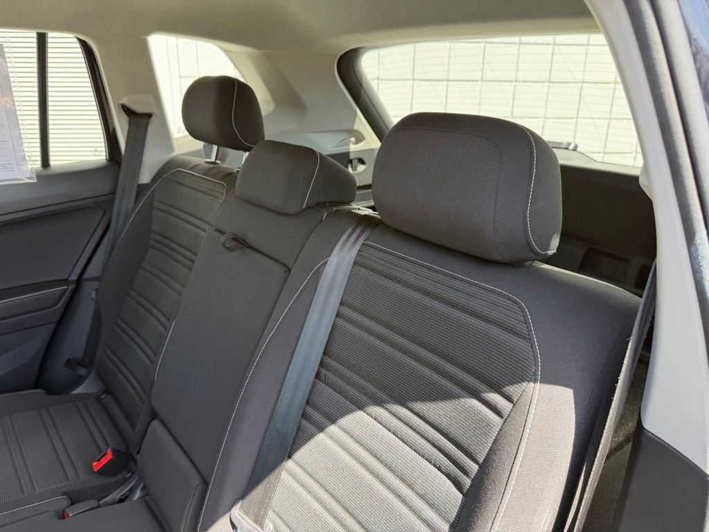 Used 2024 Volkswagen Tiguan S AWD/4WD image 18
