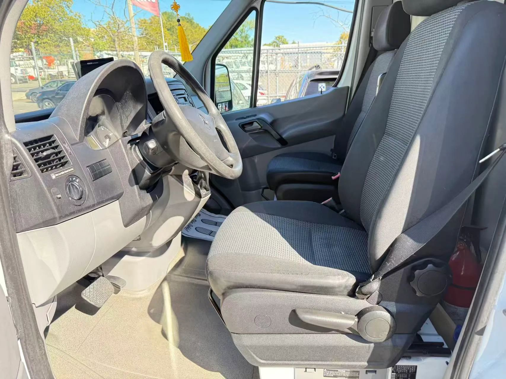 Used 2012 Mercedes-Benz Sprinter 2500 image 14