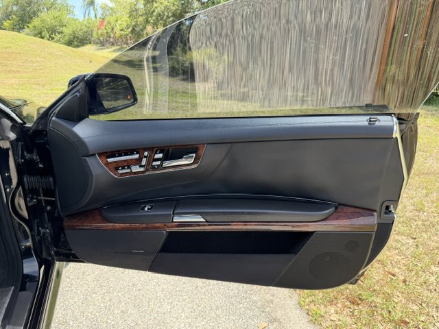 Used 2013 Mercedes-Benz CL 63 AMG image 11