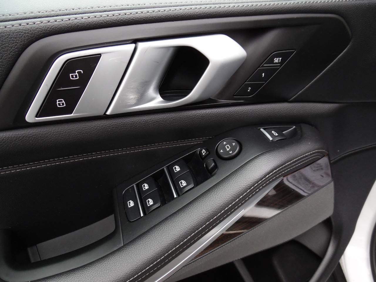 Used 2019 BMW X5 xDrive40i w/ Convenience Package image 13