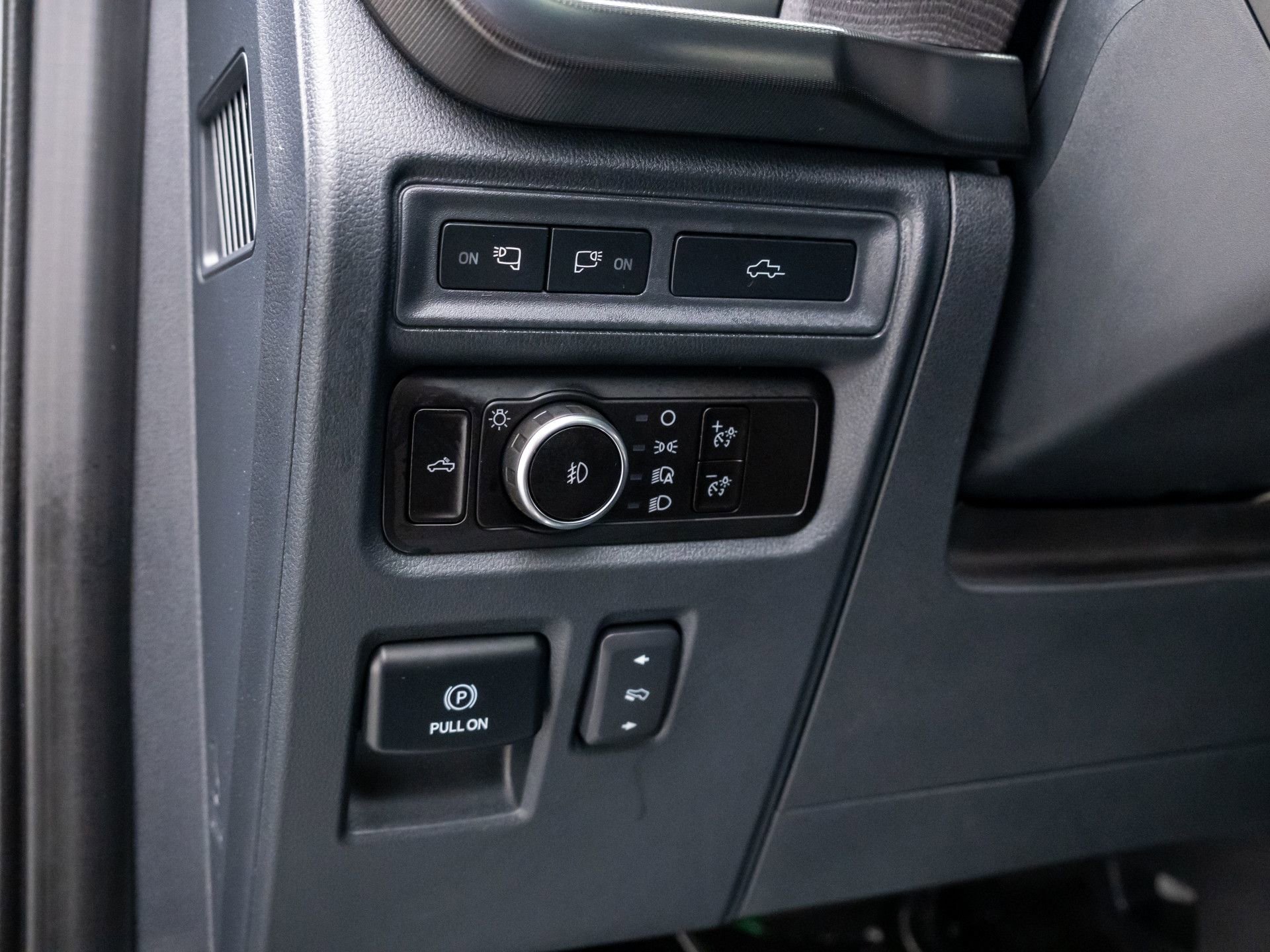 Used 2023 Ford F150 Platinum w/ Equipment Group 701A High image 21